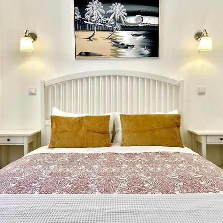 Pirata Milfontes Guest House 米尔芳提斯城 外观 照片